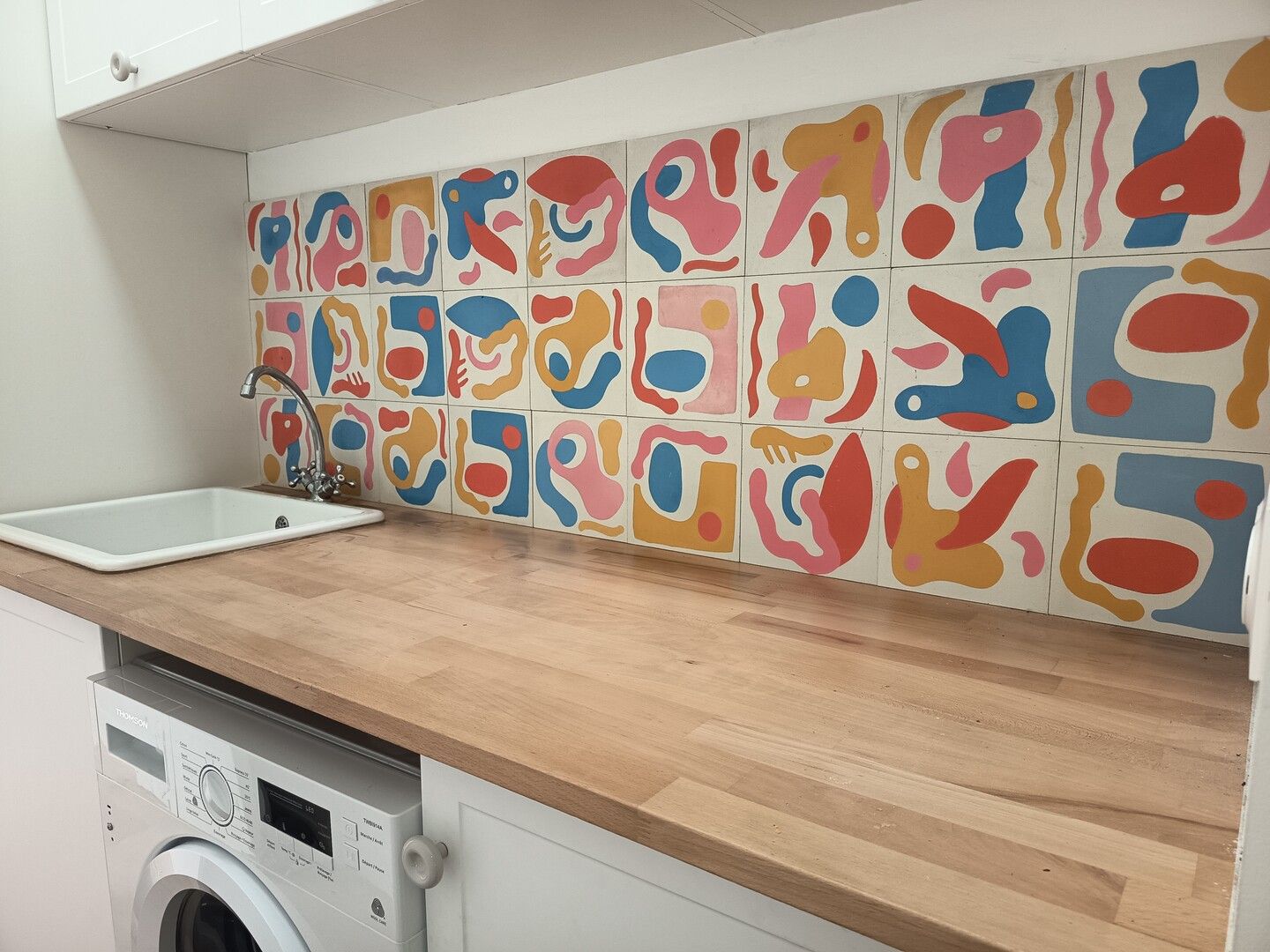 cement tile backsplash geometric abstract vibrant playful sepc cesar bazaar — carreaux de ciment